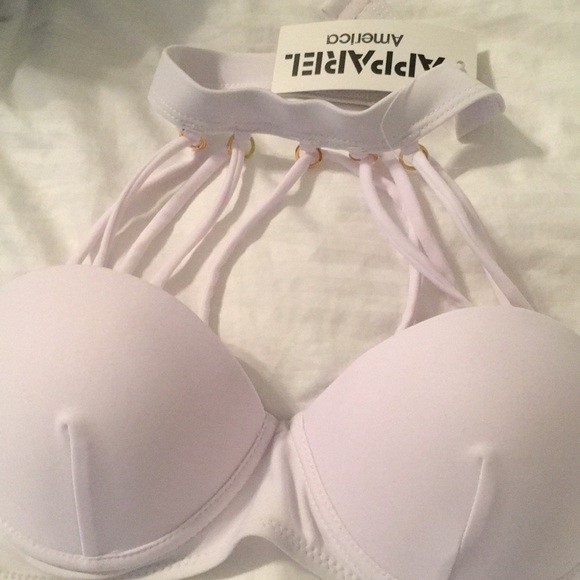 White Bikini - Picture 2 of 4